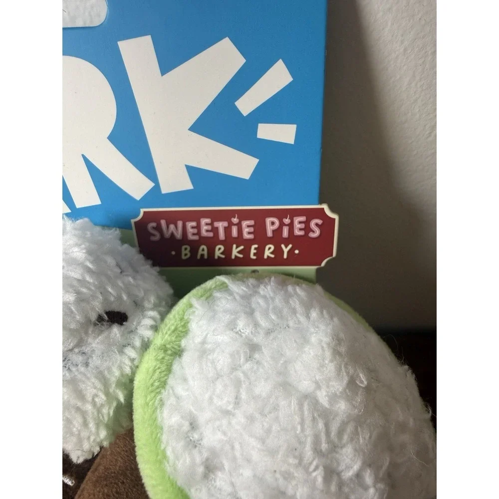 New Bark Box Sweetie Pies Barkery Dog Toys Valentines Day XS-S Dogs 4 Pieces